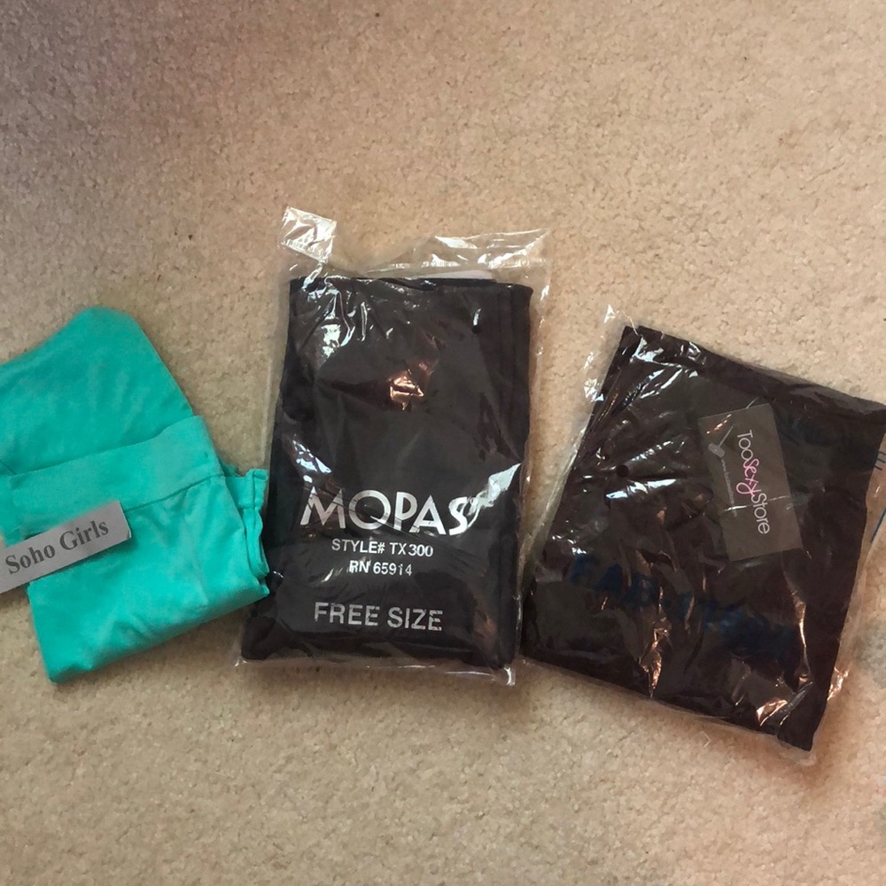 3 pairs of leggings
